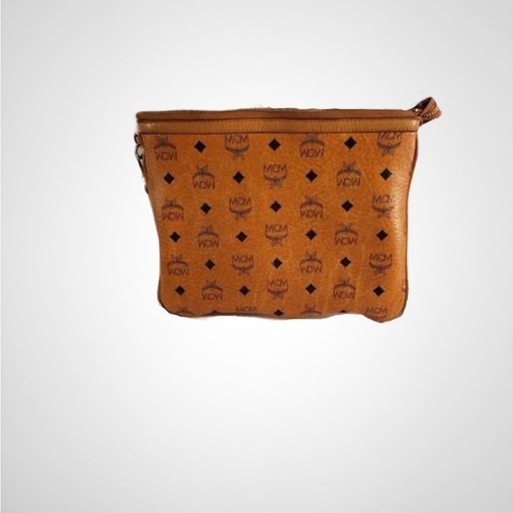 MCM
Logo Jacquard Leather Shoulder Bag W/COA - Picture 8 of 10